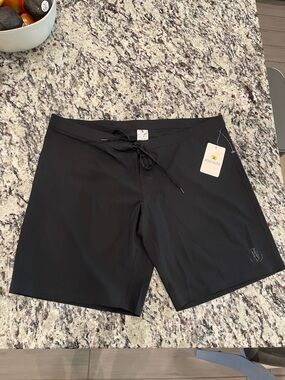 Body Glove Black Men's Board Shorts with Drawstring Waist